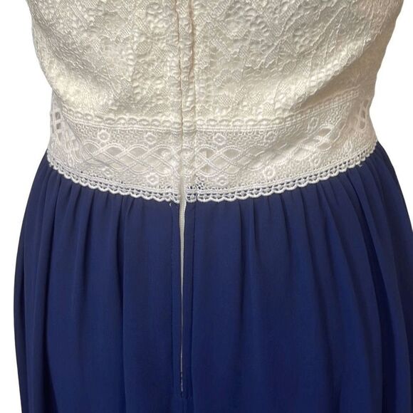 By & By Womens Lace Dress Lined Hi Low Fit Flare Sleeveless Cream Navy Blue 3 - Picture 4 of 10